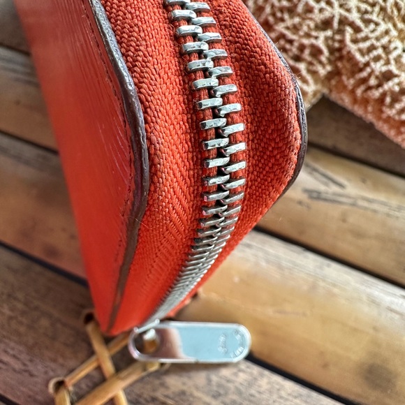 ❤️Louis Vuitton Orange Epi leather Zippy Wallet - Picture 5 of 11